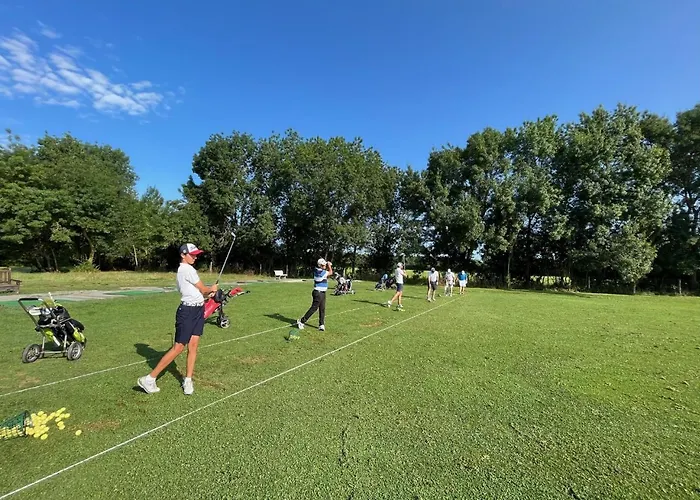 Loft Angers Sud, Golf & Chateaux 펜션 *